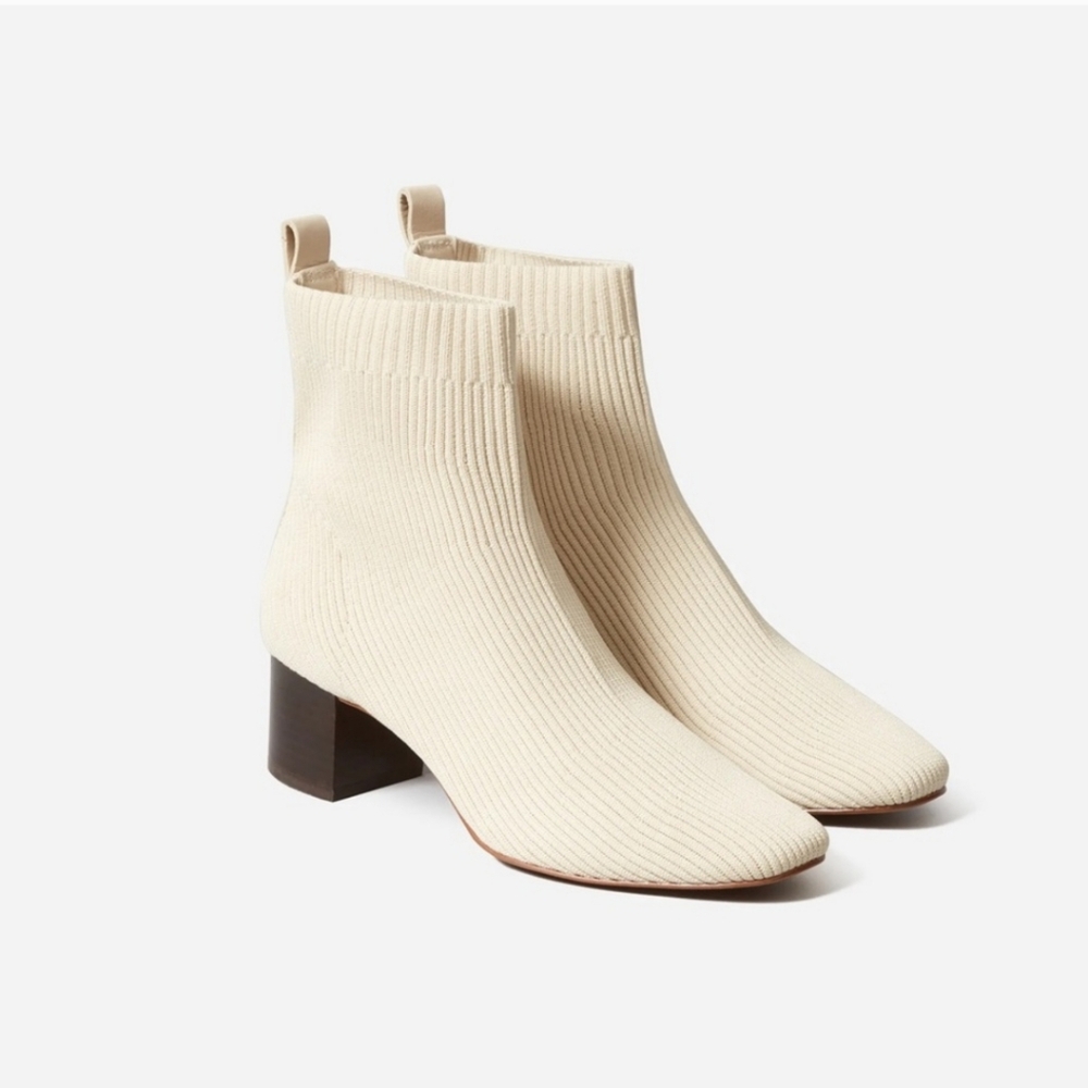 Everlane The Glove Boots in Bone Size 8